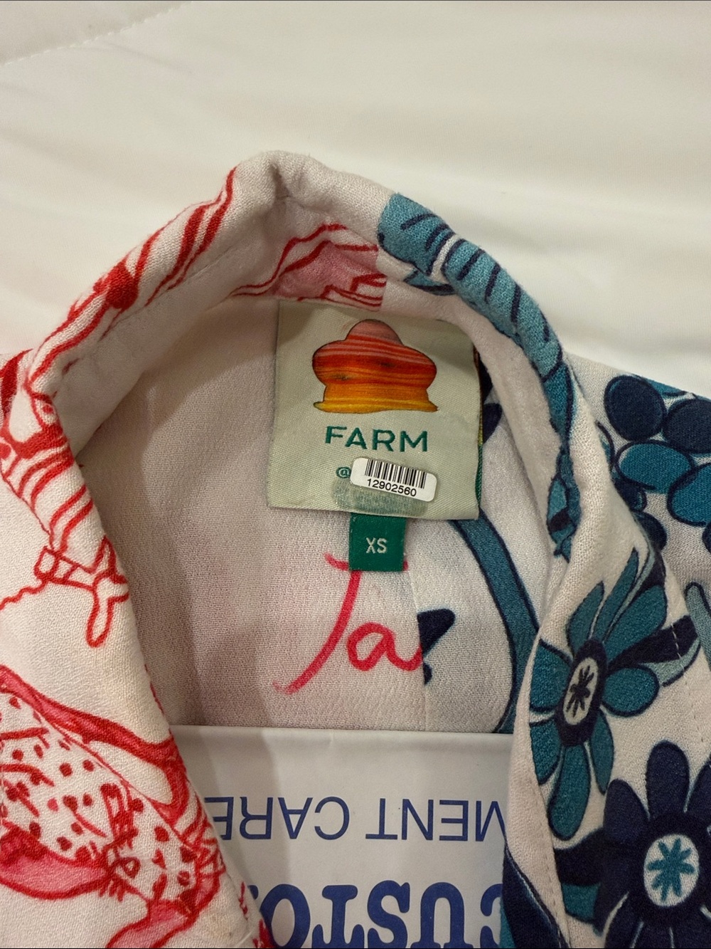 Farm Rio button down shirt - Picture 3 of 3